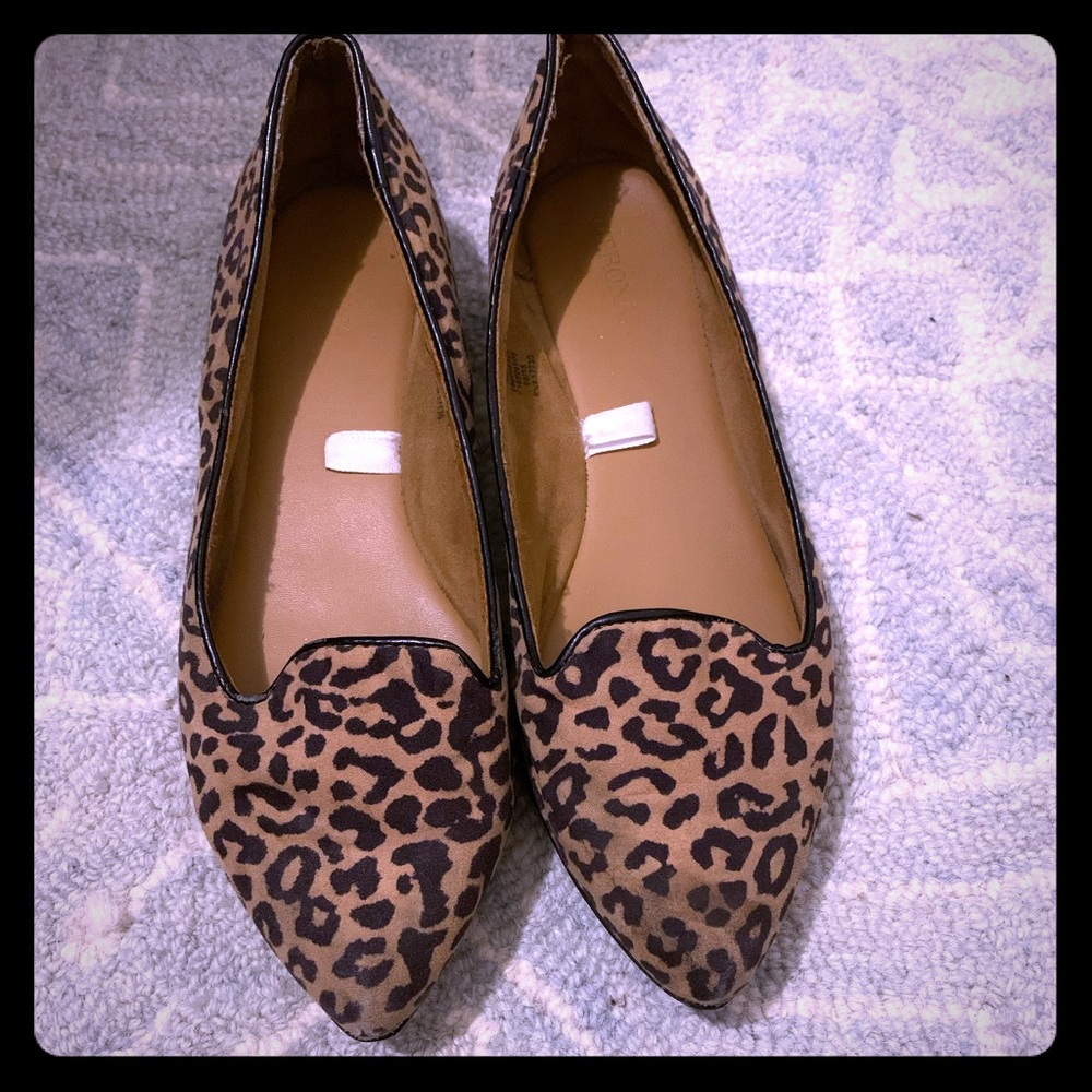 Leopard flats
